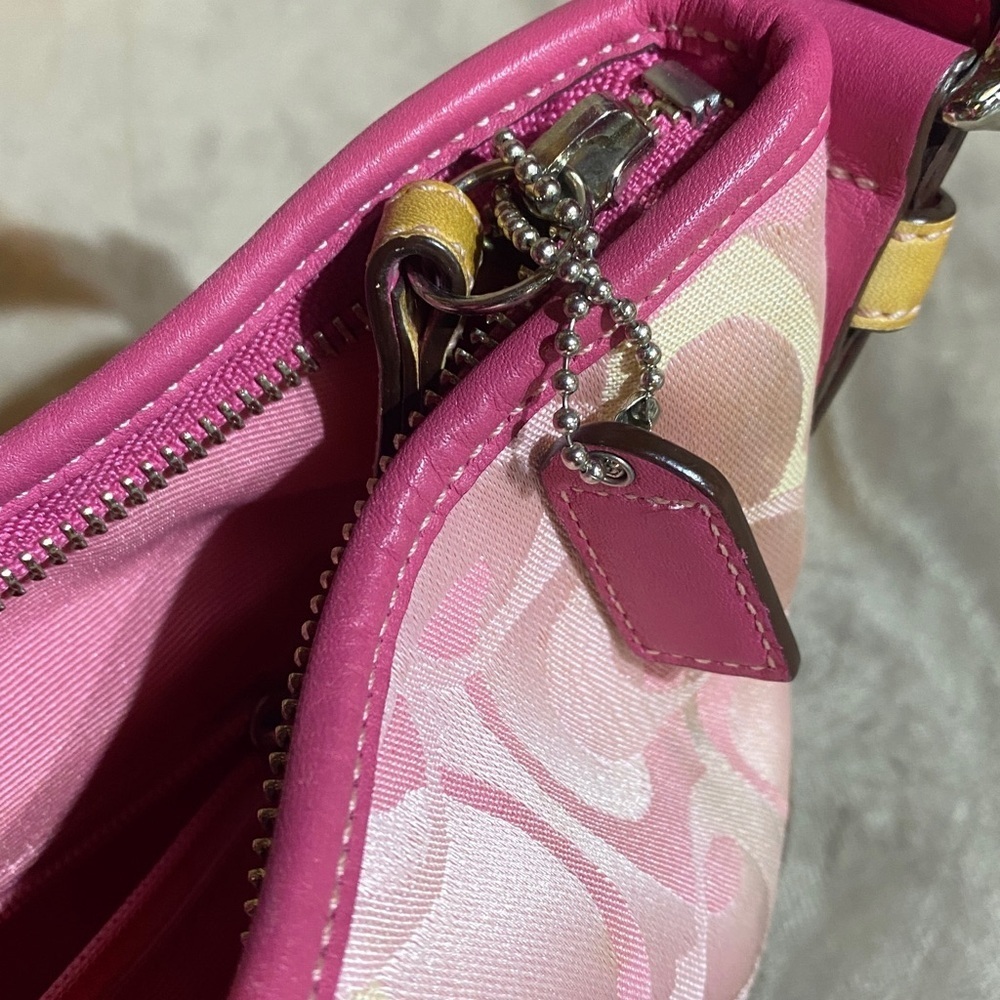 Y2K Coach Pink Optic Soho Hobo Shoulder Bag - Picture 14 of 14
